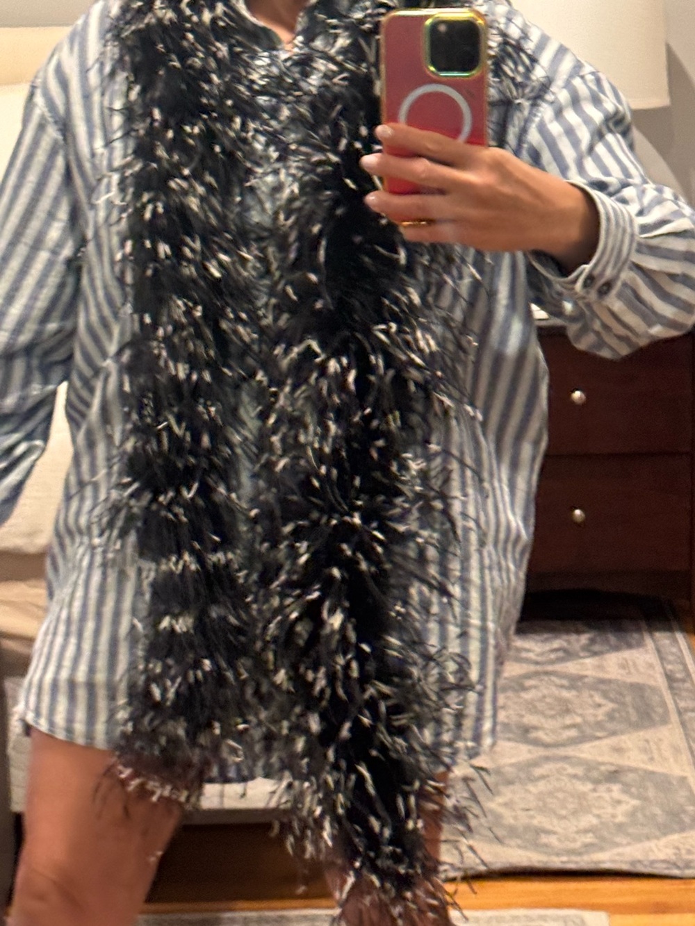 Black and white ostrich feather boa scarf